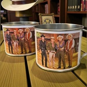 BONANZA (2) Vintage Tin Cups. Collector’s Items. EUC.